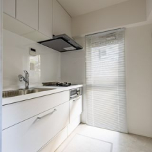 【キッチン】 使い勝手の良い、シンプルなキッチン。