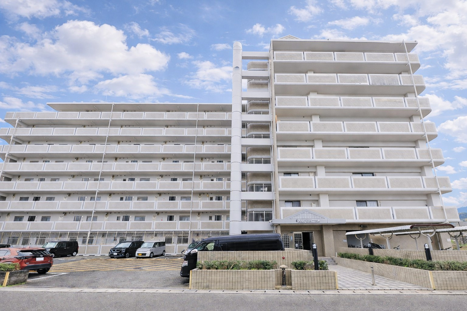 現地外観写真です。