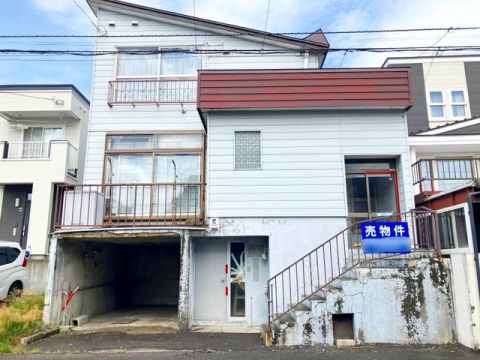 現況：古家有り（解体更地渡し）