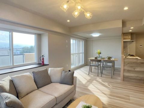 主要採光面が南西向きで、昼から夕方の日当たりが良好です。