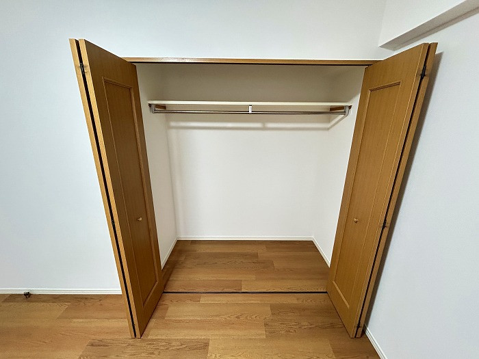 約7帖洋室の収納。