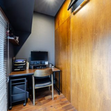 【ワークスペース】スペースを有効活用したワークスペースがあります。お仕事だけではなく、読書や手芸、ア