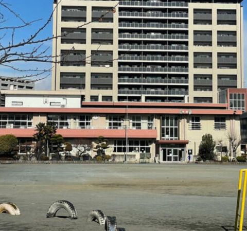 高崎市立東小学校　418m