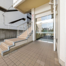 【エントランス】