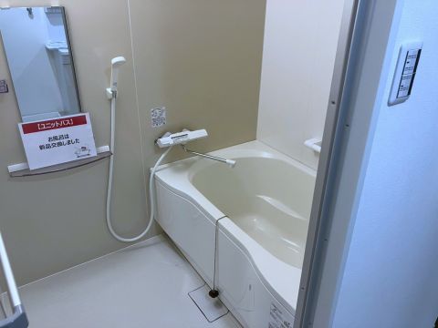 ユニットバス新品交換済み