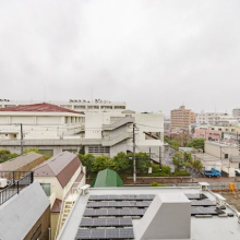 【眺望】あいにくの雨天でしたが、開放感のある眺望です。