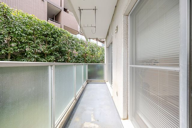 【バルコニー】洗濯物を干すことができます