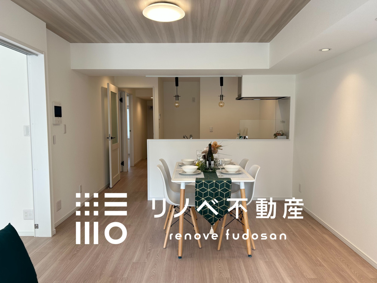  料理しながら会話が弾む、対面キッチンのあるリビング１４．５帖