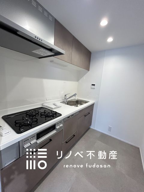 新規入れ替え済みのきれいなキッチン♪食洗器付きで家事の時短に