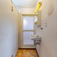 【洗面室】