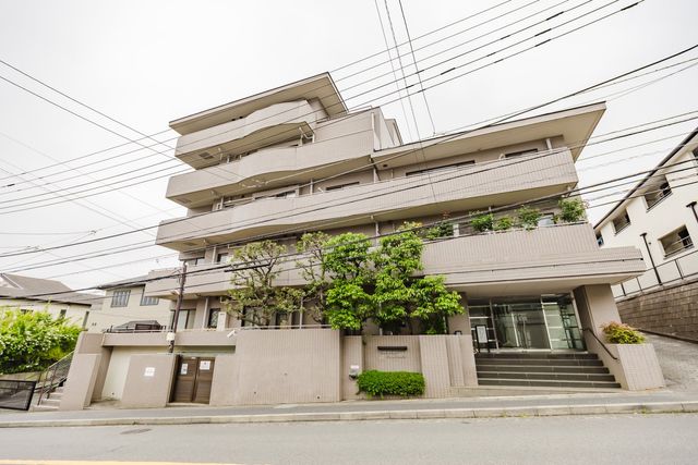 【外観写真】たまプラーザ駅徒歩10分！住環境良好です。