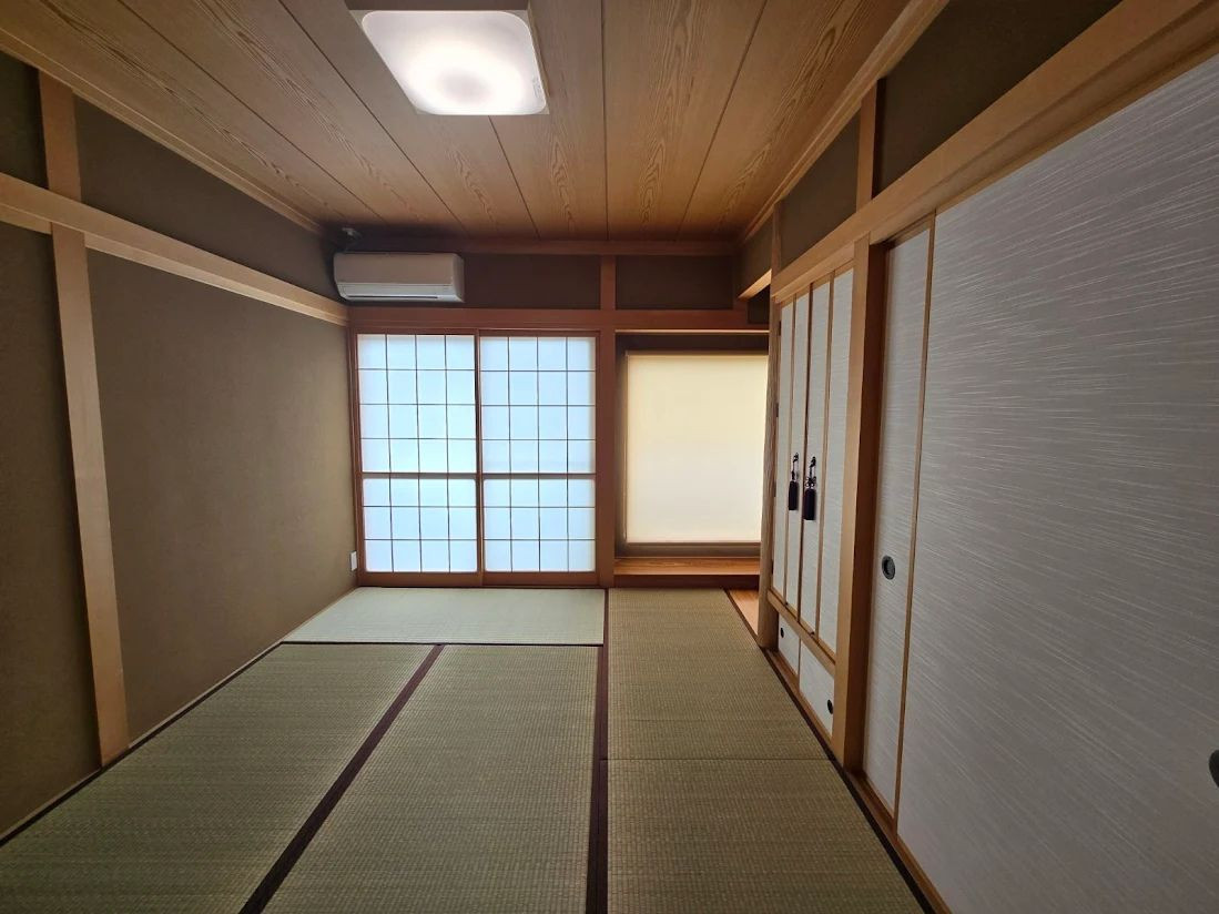 書斎、趣味の部屋、またはお子様の遊び場としても大活躍します。