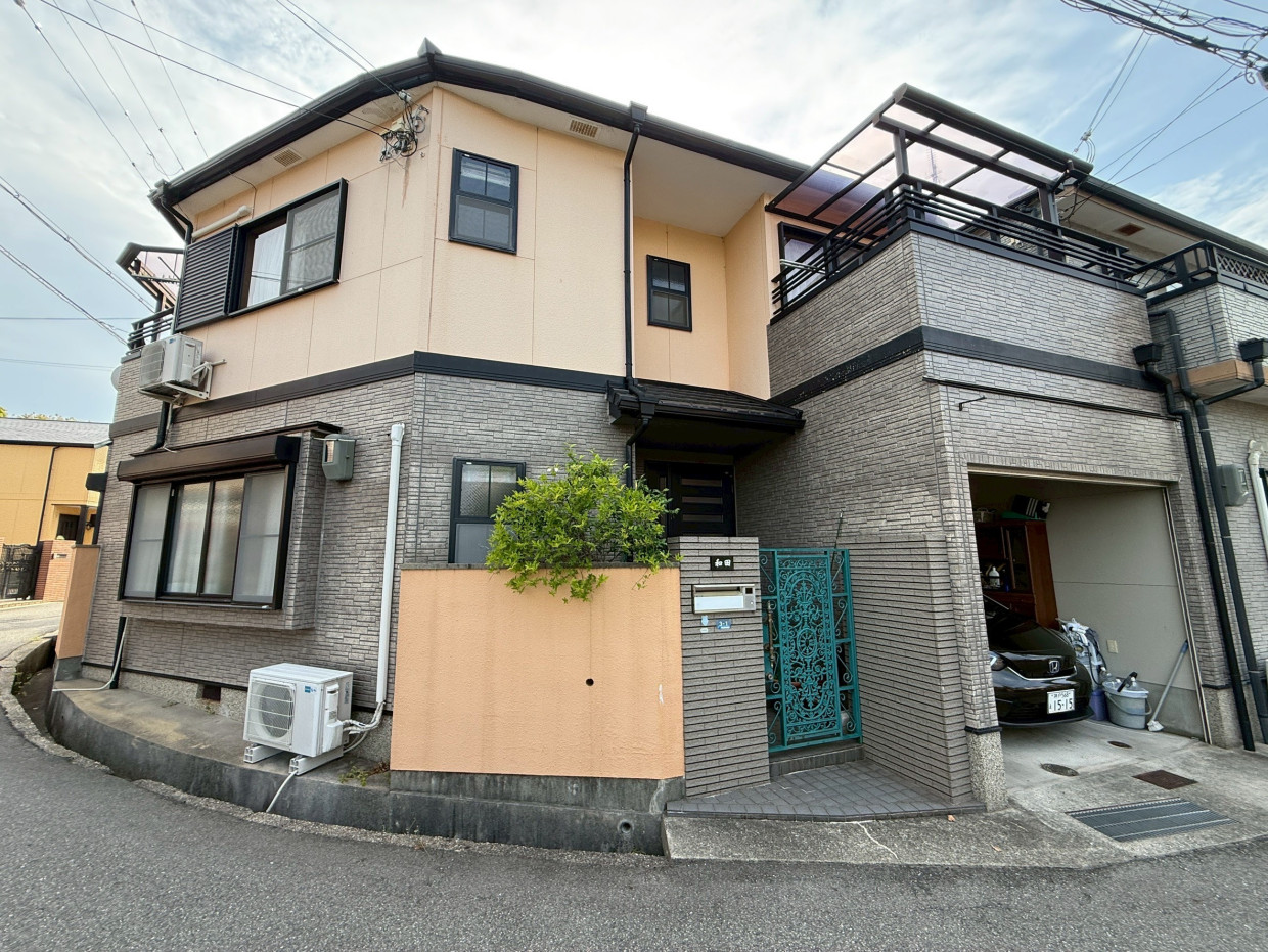 角地の日たたりのいい戸建です！