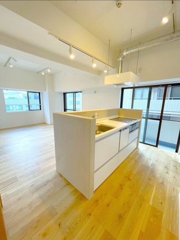 【事務所可・ペット可】5階×角部屋の1LDK