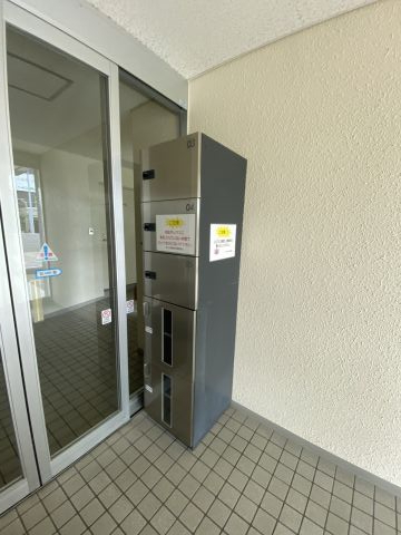 宅配ボックス