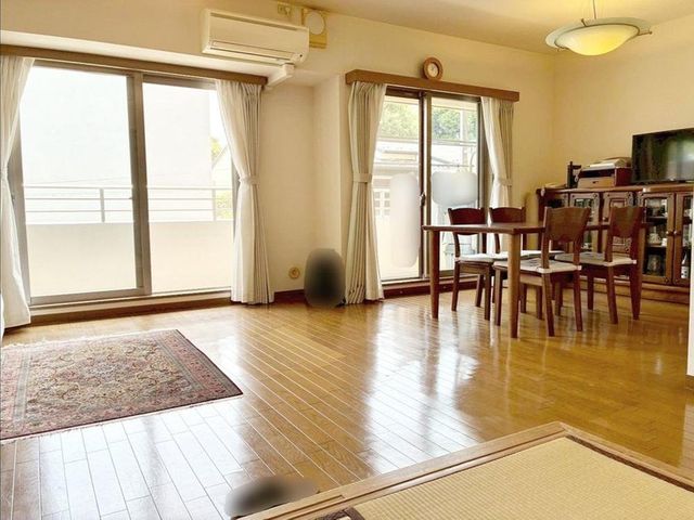 「世田谷区深沢」にある約77m2の物件を販売開始。自分好みのリノベーションができるチャンス！この空間に、
