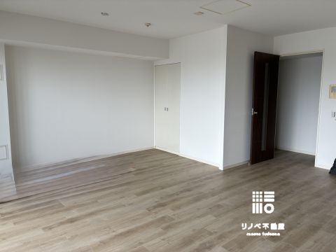 18.6帖もの広さがあるリビングですので大きなソファーやダイニングセットを置いても十分にゆとりがあります。