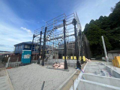 【1号棟　建築中】