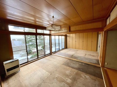 車庫・物置としてご利用いただけます。