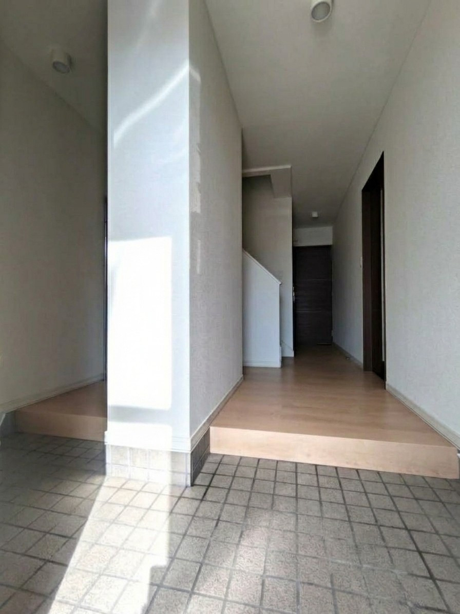 家族用と来客用で動線を分けられる2WAY仕様。