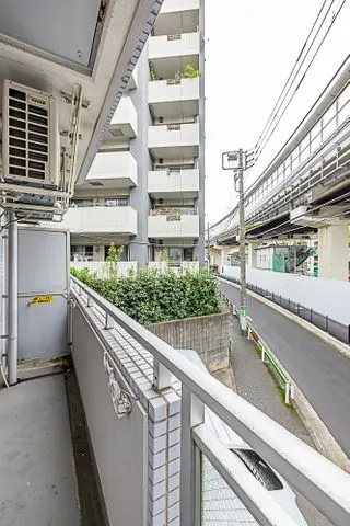 【バルコニー】洗濯物を干すことができます