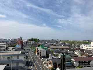 南向きバルコニーにつき日当たりも眺望も抜群♪　スカイツリーも花火大会も望めます♪