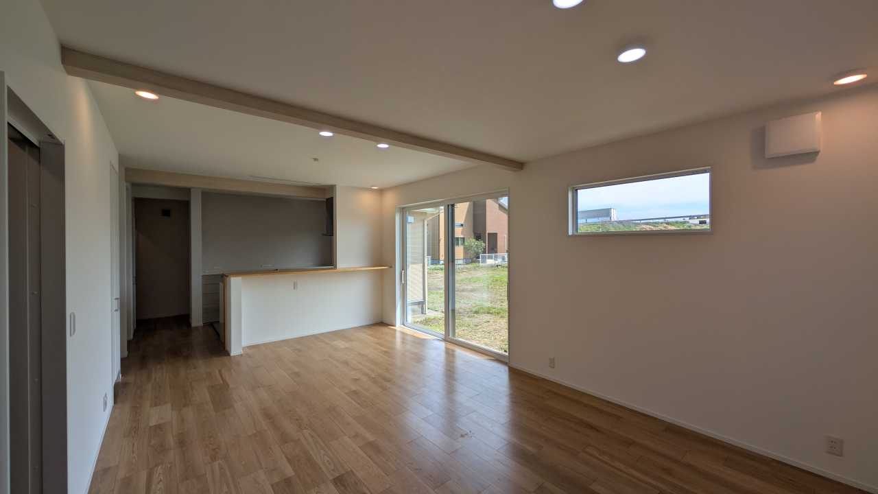 西側の部屋と一つに